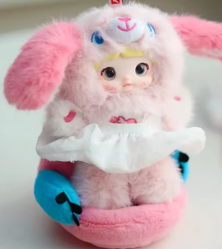 NOMMI PUPPY DIARY PLUSH PENDANT- MARSHMELLOW (open box)